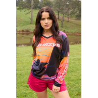 Bullzye Women’s Sunset Long Sleeve Tee